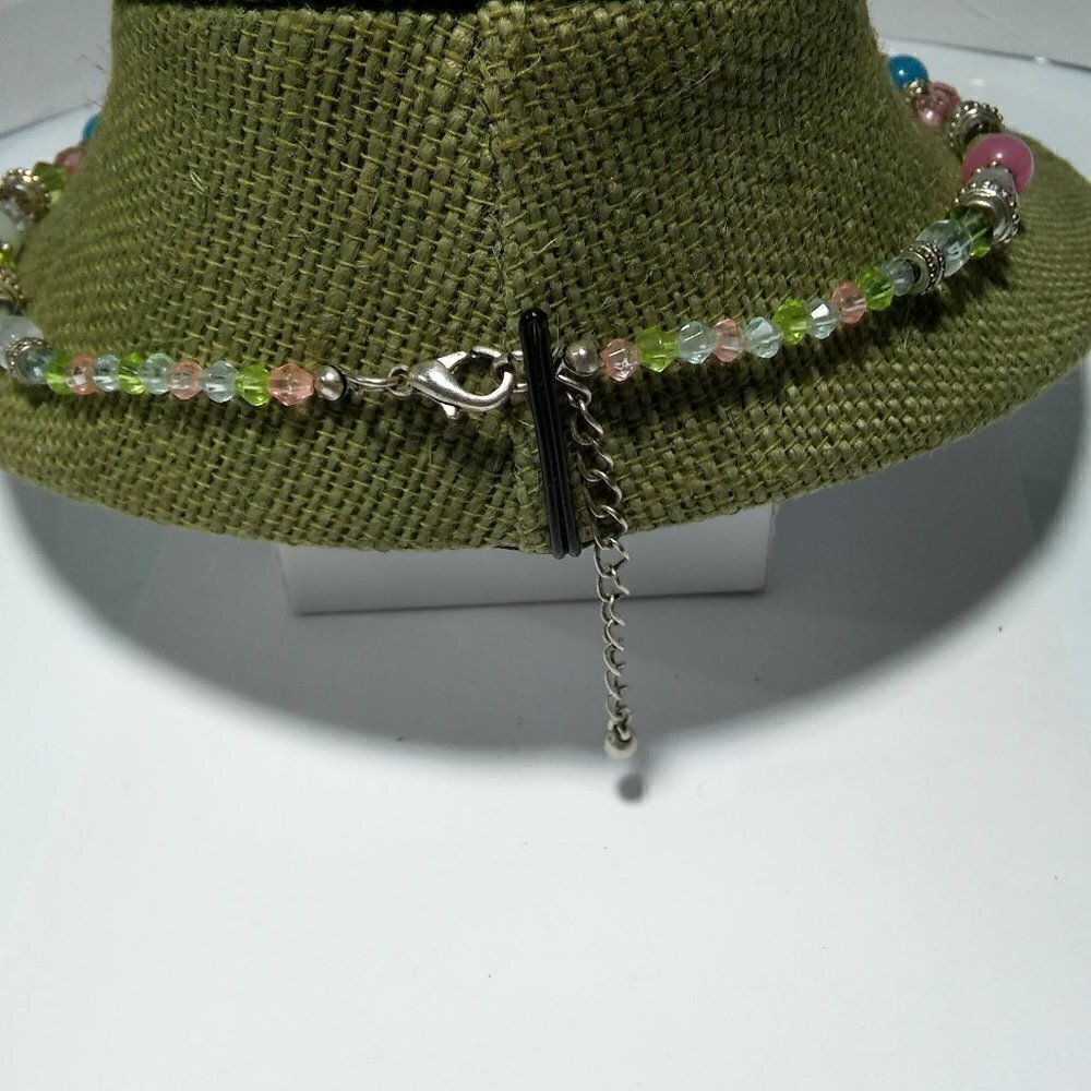 Women`s silver tone cat`s eye faceted beaded neckl - Picture 3 of 3